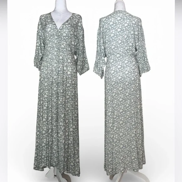 Faherty Havana dress in smoke echo floral print Button Down V Neck Romantic - Picture 3 of 10